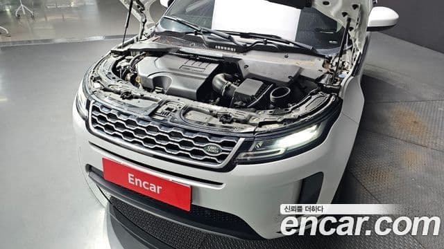 Land Rover Range Rover Evoque 2022 — ფოტო 6/20