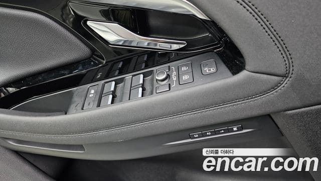 Land Rover Range Rover Evoque 2022 — ფოტო 12/20