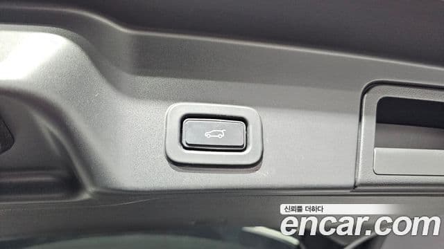 Land Rover Range Rover Evoque 2022 — ფოტო 20/20