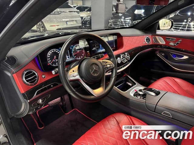 Mercedes-Benz S-Class 2018 — Photo 5/20