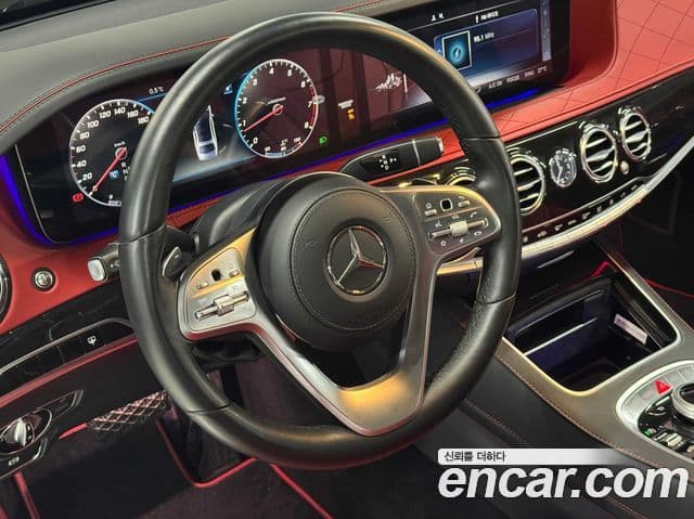 Mercedes-Benz S-Class 2018 — Photo 12/20