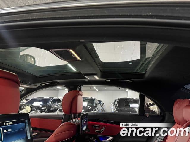 Mercedes-Benz S-Class 2018 — Photo 17/20