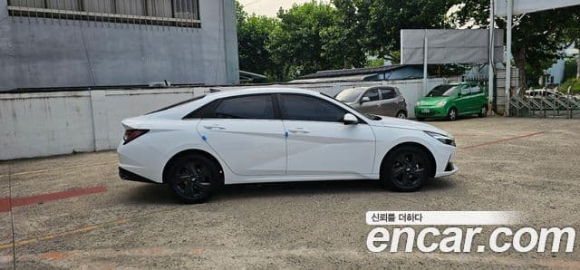 Hyundai The New Avante Hybrid 2021 — Şəkil 19/20