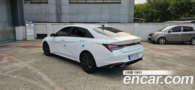 Hyundai The New Avante Hybrid 2021 — Şəkil 9/20