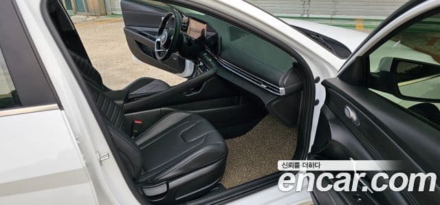 Hyundai The New Avante Hybrid 2021 — Şəkil 17/20