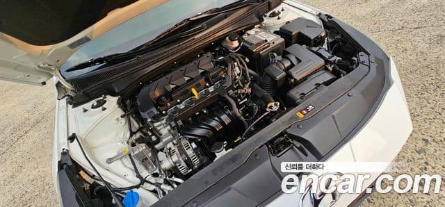 Hyundai The New Avante Hybrid 2021 — Şəkil 11/20