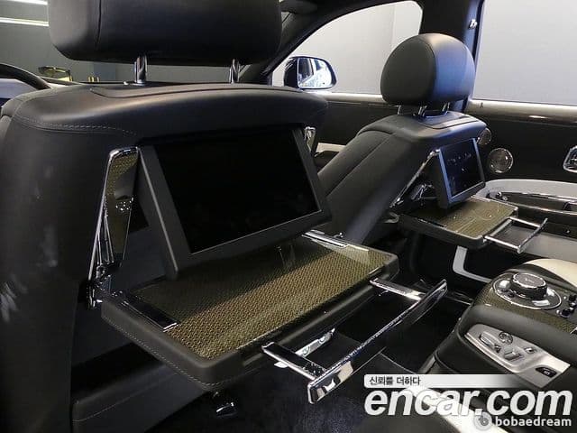 Rolls-Royce Ghost 2018 — Şəkil 14/20