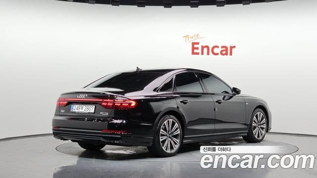 Audi A8 2023 — ფოტო 2/20