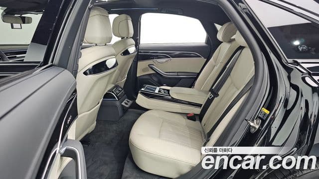 Audi A8 2023 — ფოტო 12/20