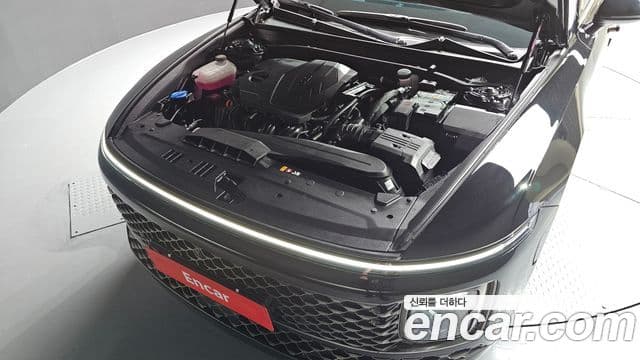 Hyundai Grandeur 2023 — ფოტო 6/20