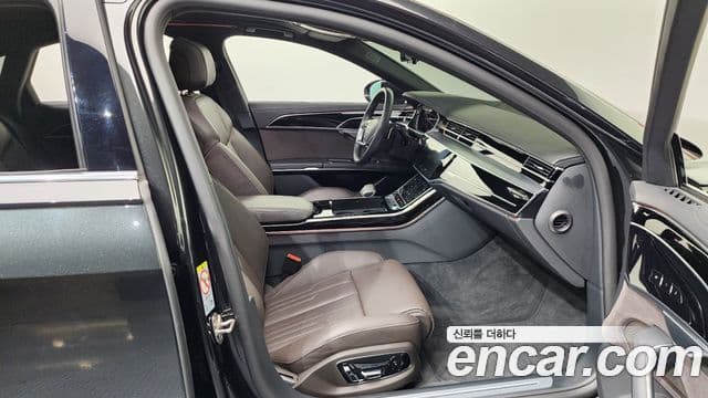 Audi A8 2023 — ფოტო 11/20
