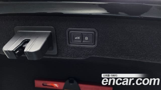 Audi A8 2023 — ფოტო 20/20