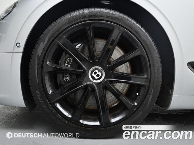 Bentley Continental GT 2018 — Şəkil 4/20