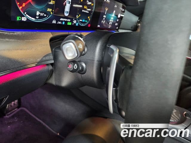 Mercedes-Benz E-Class 2023 — ფოტო 13/20