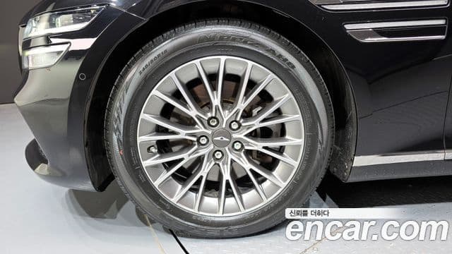 Genesis Electrified G80 2021 — фото 5 из 20