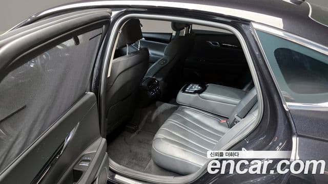Genesis Electrified G80 2021 — Şəkil 11/20