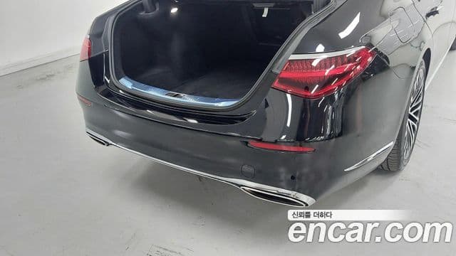 Mercedes-Benz S-Class 2022 — Фото 10/20