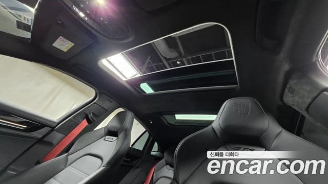 Porsche Panamera 2025 — Şəkil 12/20