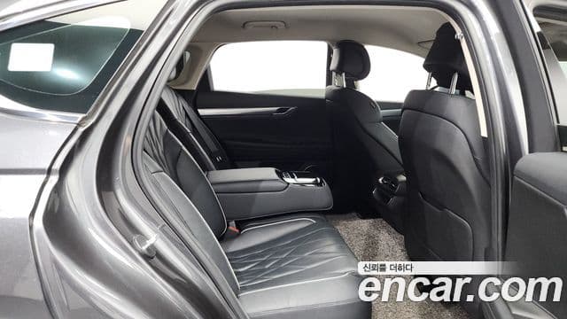 Genesis Electrified G80 2021 — Şəkil 12/20