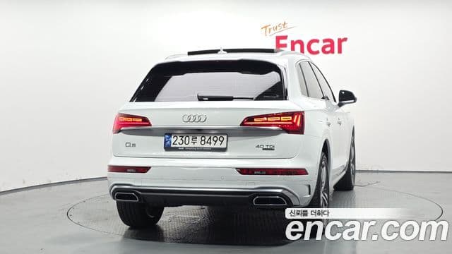Audi Q5 2023 — Фото 4/20