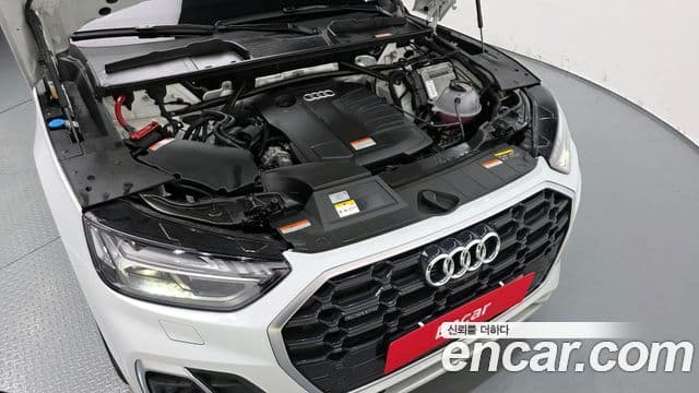 Audi Q5 2023 — Фото 6/20