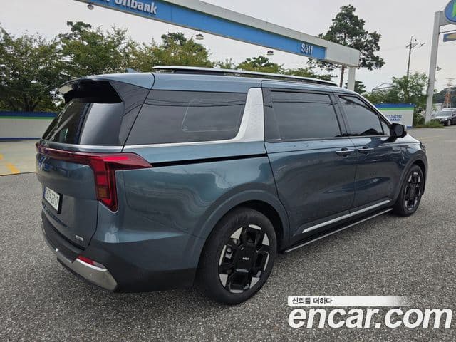 Kia Carnival 2024 — Photo 10/20