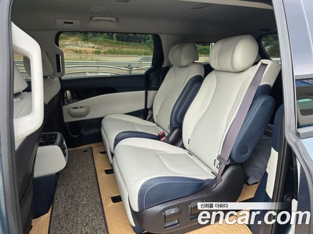 Kia Carnival 2024 — Photo 11/20