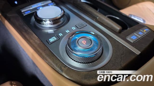 Genesis Electrified G80 2023 — Şəkil 9/20