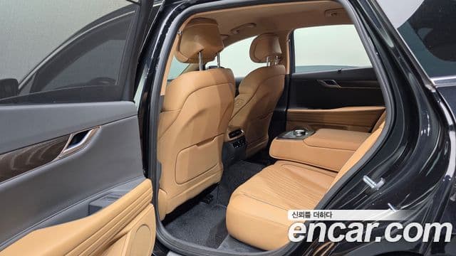 Genesis Electrified G80 2023 — Şəkil 17/20