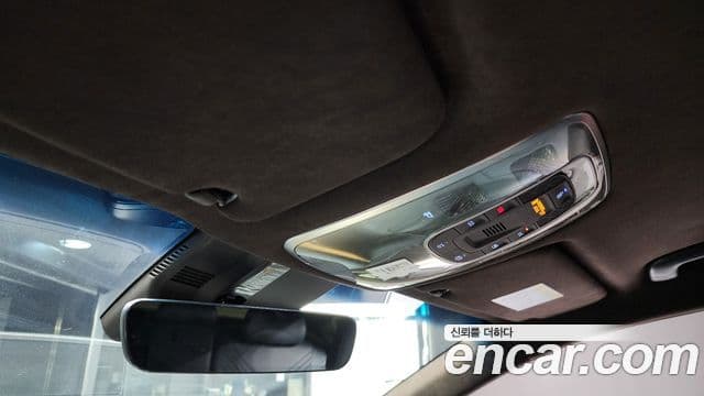 Genesis Electrified G80 2020 — Şəkil 19/20