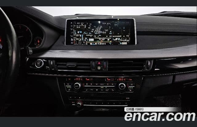 BMW X6 2018 — Şəkil 18/20