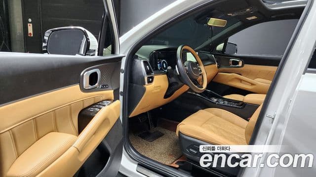 Kia Sorento 2023 — Photo 2/20