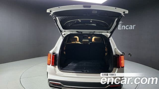 Kia Sorento 2023 — фото 20 из 20