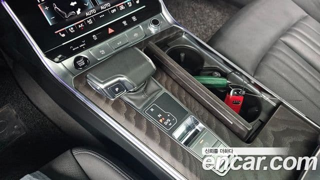 Audi A6 2023 — ფოტო 13/20