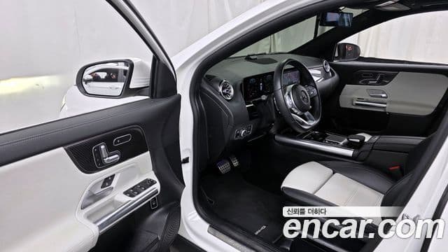 Mercedes-Benz GLA-Class 2020 — ფოტო 10/20