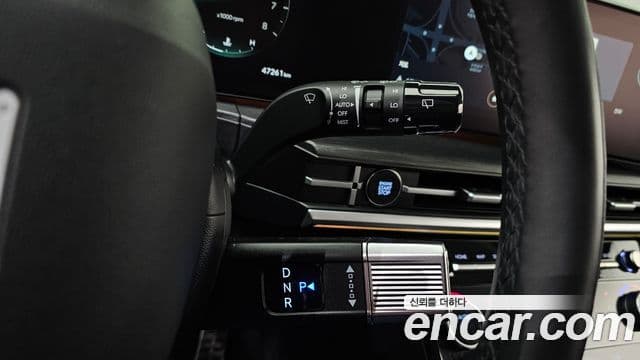 Hyundai Santa Fe 2023 — Фото 9/20