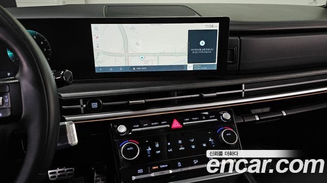 Hyundai Santa Fe 2023 — Фото 14/20