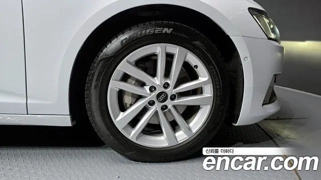 Audi A6 2023 — Photo 12/20