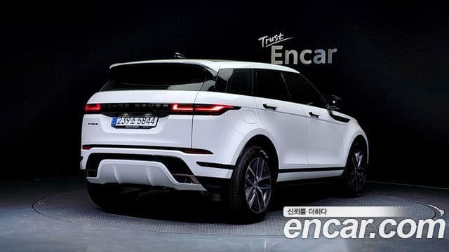 Land Rover Range Rover Evoque 2024 — ფოტო 2/20
