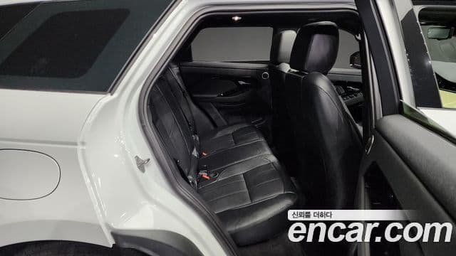 Land Rover Range Rover Evoque 2024 — ფოტო 12/20