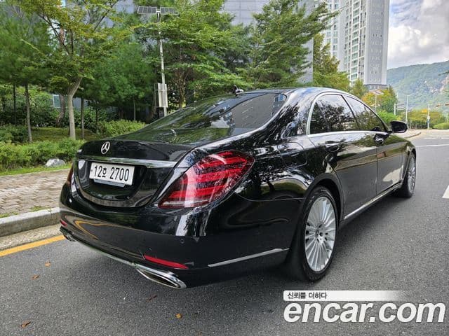 Mercedes-Benz S-Class 2018 — Photo 4/20