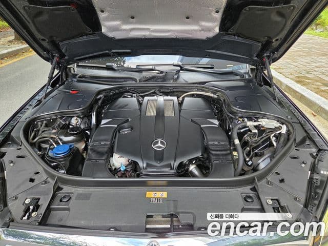 Mercedes-Benz S-Class 2018 — Photo 11/20