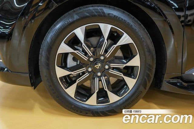 Kia Carnival 2021 — фото 14 из 20