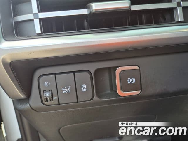 Hyundai Santa Fe 2023 — Photo 2/19