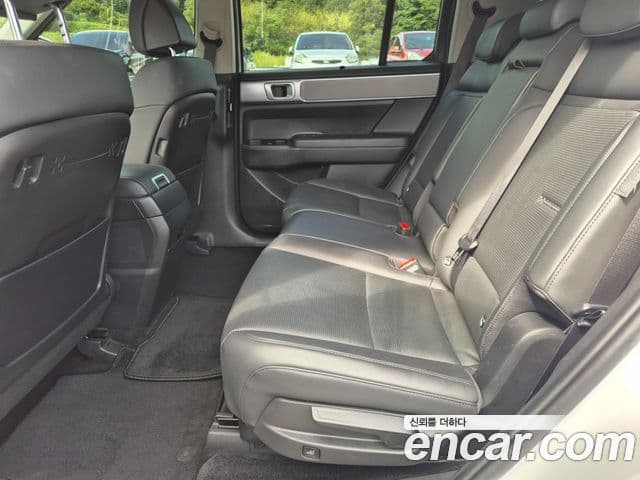 Hyundai Santa Fe 2023 — Photo 11/19