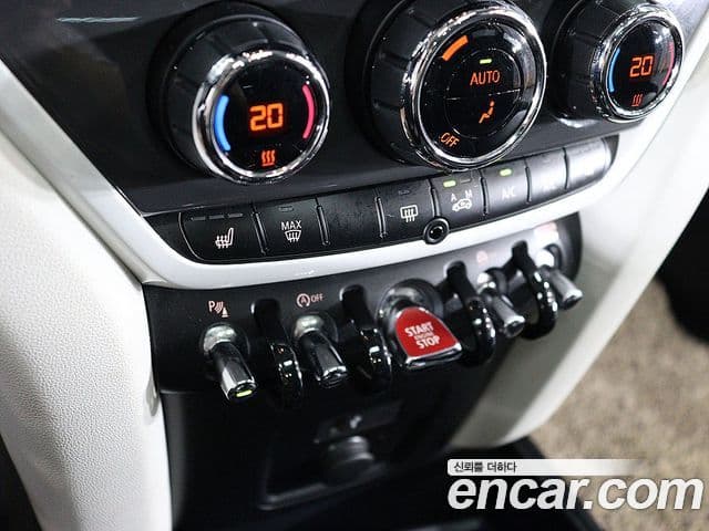 Mini Cooper SD Countryman 2019 — ფოტო 11/20