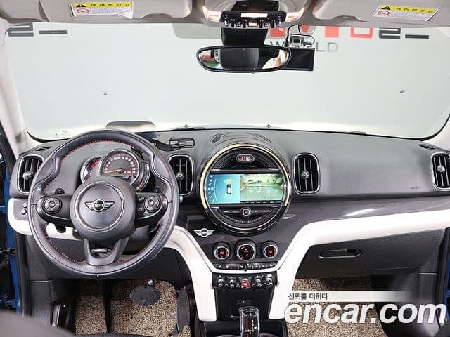 Mini Cooper SD Countryman 2019 — ფოტო 14/20