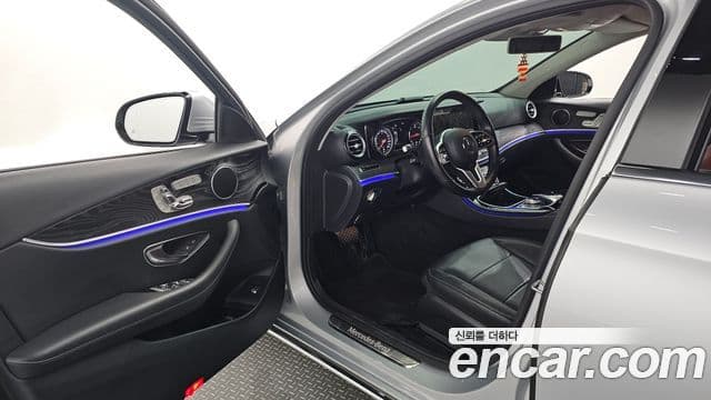 Mercedes-Benz E-Class 2019 — Şəkil 10/20