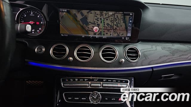 Mercedes-Benz E-Class 2019 — Şəkil 14/20