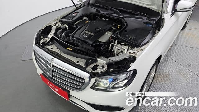 Mercedes-Benz E-Class 2018 — Şəkil 6/20